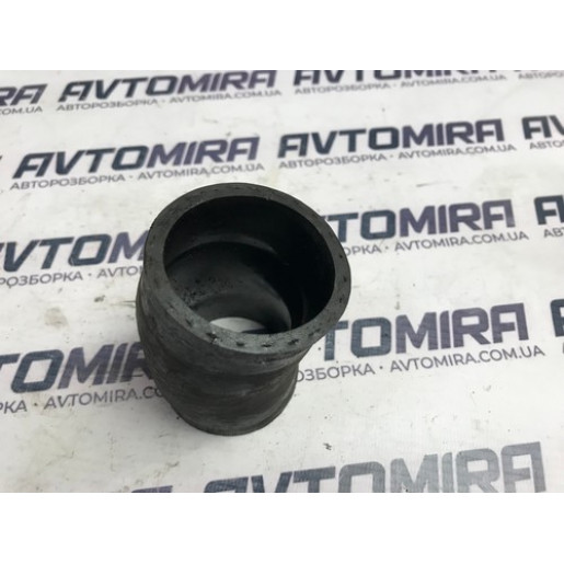  Патрубок интеркулера Honda CR-V III 2.2CTDi 2006-2012 17282RMAE01